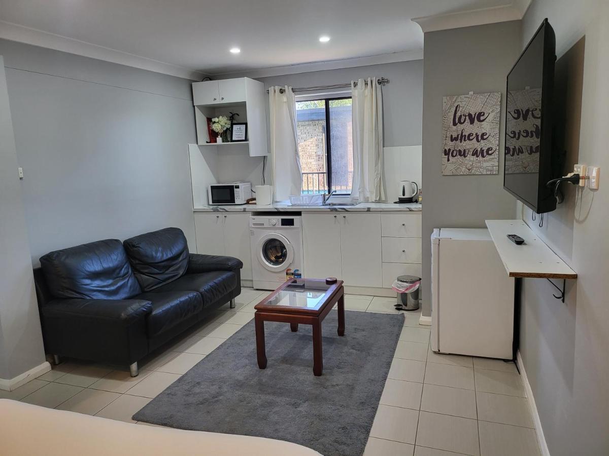 T&V Suites 温莎 外观 照片