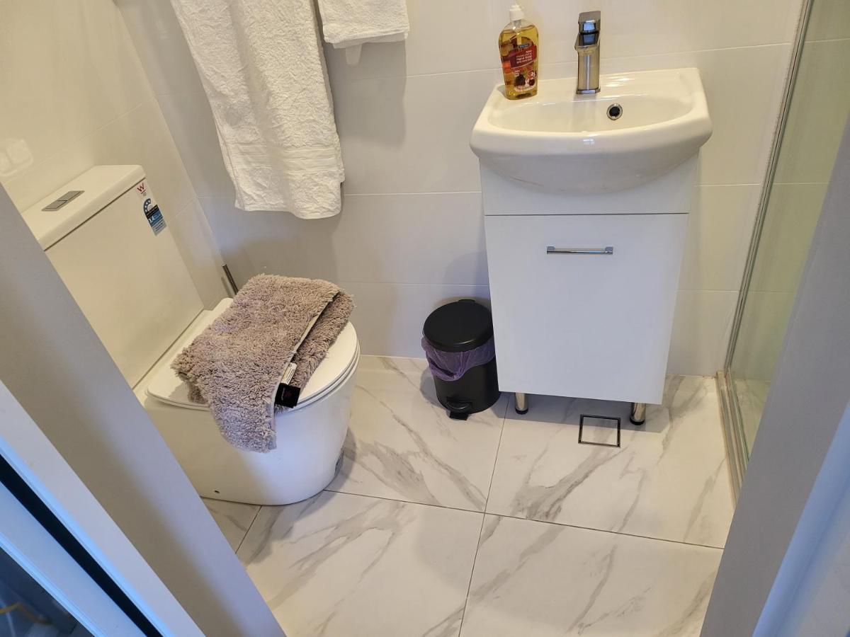 T&V Suites 温莎 外观 照片